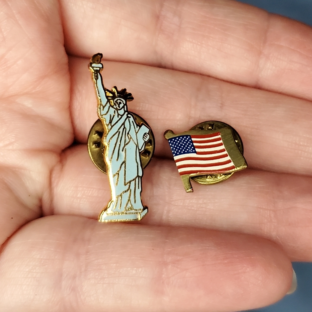 Vintage Patriotic Pins